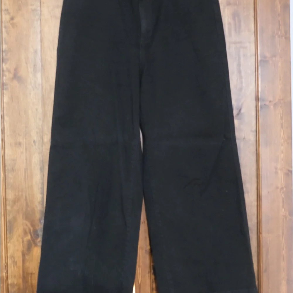 GAP High Rise Wide Leg Crop - Picture 2 of 4